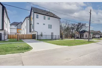 2803 Anita Street, Houston, TX 77004 - Photo 3