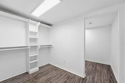 2044 Des Jardines Street, Houston, TX 77023 - Photo 13