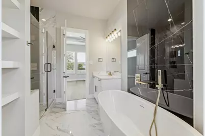 5821 Mansfield Heights Lane, Houston, TX 77091 - Photo 1