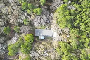 212 Highland Dr, Huntsville, TX 77320 - Photo 3