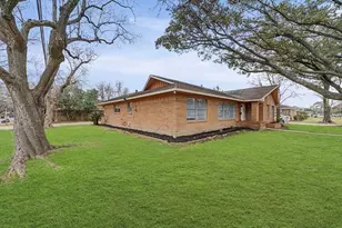 8103 Glenvista St, Houston, TX 77061 - Photo 3