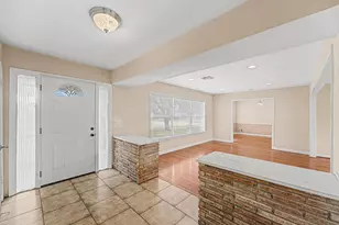 8103 Glenvista St, Houston, TX 77061 - Photo 7