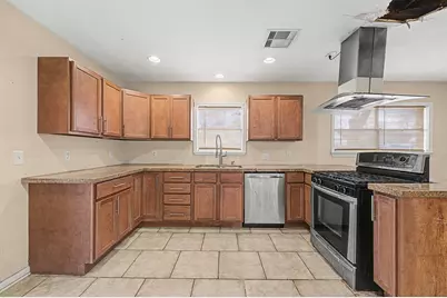 8103 Glen Vista Street, Houston, TX 77061 - Photo 15