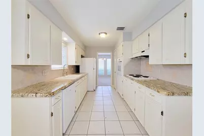 13823 Piping Rock Lane, Houston, TX 77077 - Photo 15