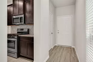 6518 Wenlock Dr, Houston, TX 77048 - Photo 3