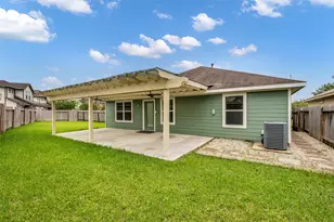 11919 Prosperity Point Dr, Houston, TX 77048 - Photo 9