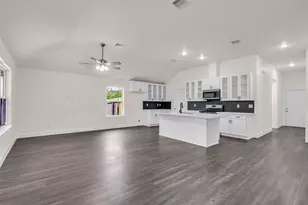 11919 Prosperity Point Dr, Houston, TX 77048 - Photo 17