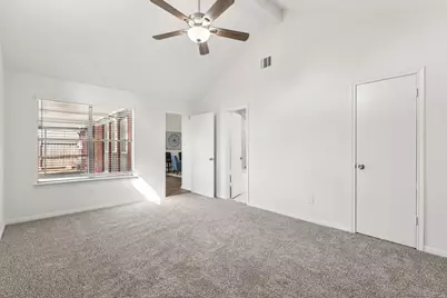 4634 Stonemede Drive, Friendswood, TX 77546 - Photo 13