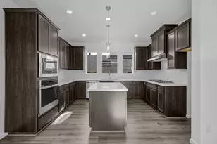 9206 Idalia Vis Ln, Cypress, TX 77433 - Photo 3