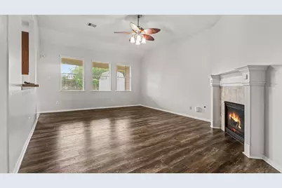 8410 Piping Rock, Baytown, TX 77523 - Photo 5