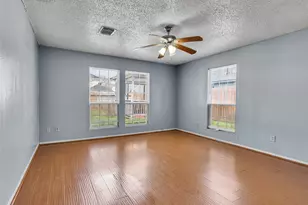 10919 Pigeonwood Dr, Houston, TX 77089 - Photo 15