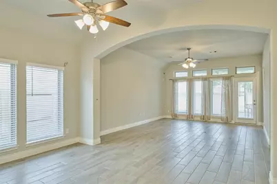 246 N Carson Cub, Montgomery, TX 77316 - Photo 17