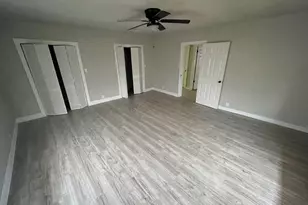 5229 Rue St, Houston, TX 77033 - Photo 9
