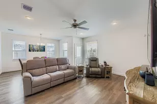 12243 N Chestnut Hls Dr, Conroe, TX 77303 - Photo 11