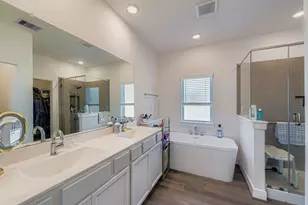 12243 N Chestnut Hls Dr, Conroe, TX 77303 - Photo 15