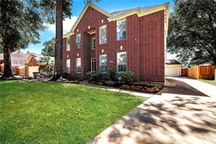 3810 Echo Mountain Dr, Houston, TX 77345 - Photo 3