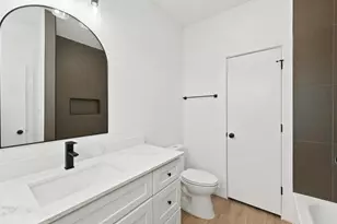 407 Calloway St, Houston, TX 77029 - Photo 9