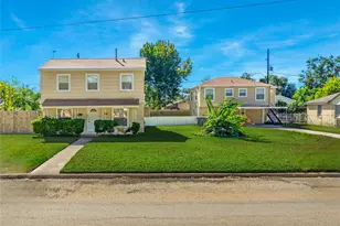 316 English St, Houston, TX 77009 - Photo 1