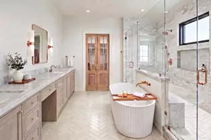 14110 St Marys Ln, Houston, TX 77079 - Photo 5