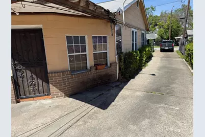 402 Frisco Street, Houston, TX 77022 - Photo 11