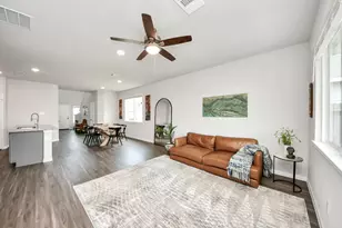 2473 Carp Dr, Conroe, TX 77384 - Photo 17