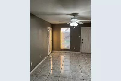 3900 Woodchase Drive #163, Houston, TX 77042 - Photo 5