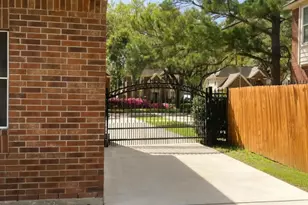 15922 Cutten Rd, Houston, TX 77070 - Photo 17