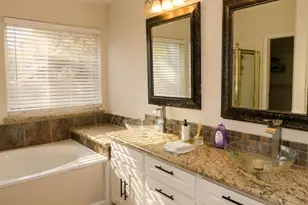 15922 Cutten Rd, Houston, TX 77070 - Photo 9