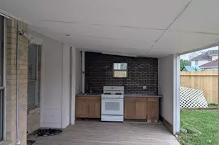 11906 Dinosaur Valley Dr, Sugar Land, TX 77498 - Photo 45