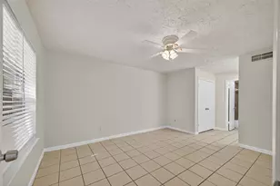 10555 Turtlewood Ct, Houston, TX 77072 - Photo 17