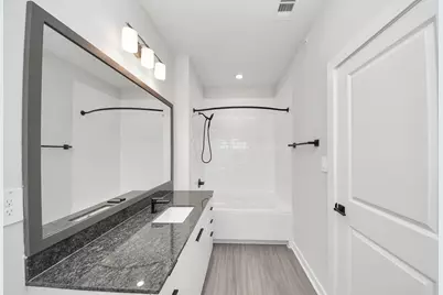 7711 Longmire Road #200, Conroe, TX 77304 - Photo 31