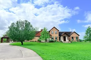 100 Pecan Grove Rd, Sealy, TX 77474 - Photo 1