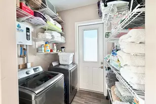 1051 Honeysuckle, Crystal Beach, TX 77650 - Photo 13