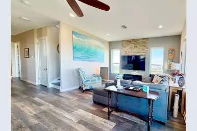 1051 Honeysuckle, Crystal Beach, TX 77650 - Photo 7