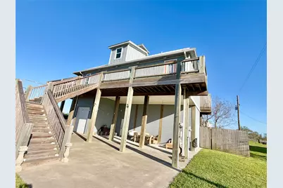 1051 Honeysuckle, Crystal Beach, TX 77650 - Photo 19