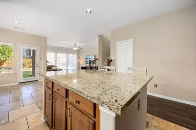 6315 Linfield Bluff Lane, Katy, TX 77494 - Photo 11