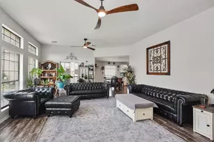2023 Sedona Dr, League City, TX 77573 - Photo 9