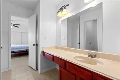 14315 Royal Hill Drive, Houston, TX 77083 - Photo 21