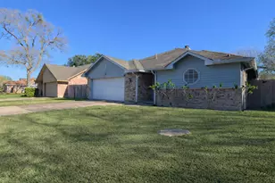 14315 Royal Hill Dr, Houston, TX 77083 - Photo 31