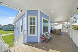 25011 San Simeon Ct, Galveston, TX 77554 - Photo 11