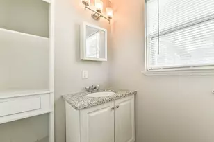 8759 Josie St, Houston, TX 77029 - Photo 17
