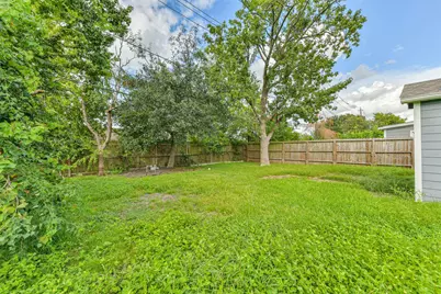 8759 Josie Street, Houston, TX 77029 - Photo 21