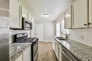 8759 Josie St, Houston, TX 77029 - Photo 9