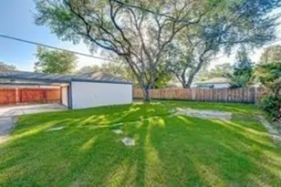 12415 Nova Dr, Houston, TX 77077 - Photo 1