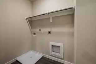 18519 Centro Row, Shenandoah, TX 77385 - Photo 5