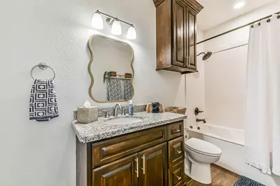 429 Jeanie Lynne Circle, Tiki Island, TX 77554 - Photo 27