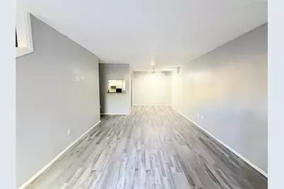 9461 Pagewood Lane #9461, Houston, TX 77063 - Photo 7