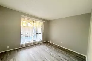 9461 Pagewood Ln, Houston, TX 77063 - Photo 15