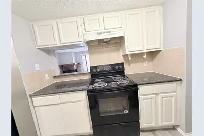 9461 Pagewood Lane #9461, Houston, TX 77063 - Photo 11