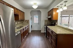 12925 Trail Hollow Dr, Houston, TX 77079 - Photo 7